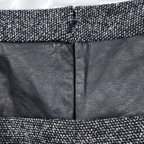Lane Bryant Black and White Tweed with Faux Leather Pencil Skirt Size 16 - Picture 6 of 9